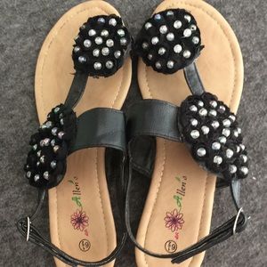 Allen co. Size 61/2 sandals
